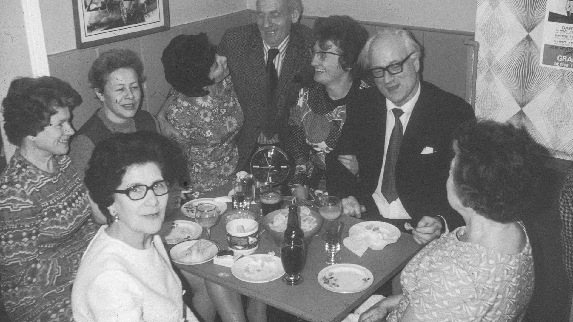 Thomas's Hamburgers - A family tradition since 1945